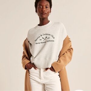 Abercrombie & Fitch 90s Cropped Graphic Crew Sweatshirt